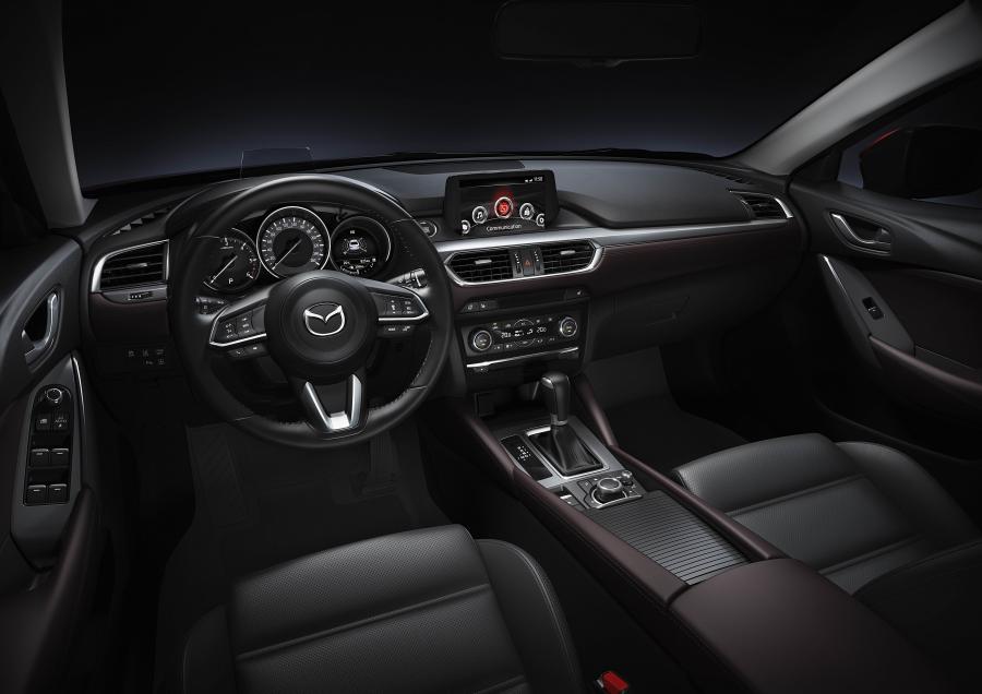 Торпедо Mazda6 Wagon 2015 года  (фото 43 из 77)